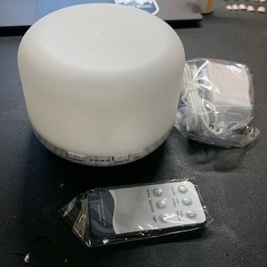 Essential Oil Diffuser, 500ml with Cool Mist New in Box